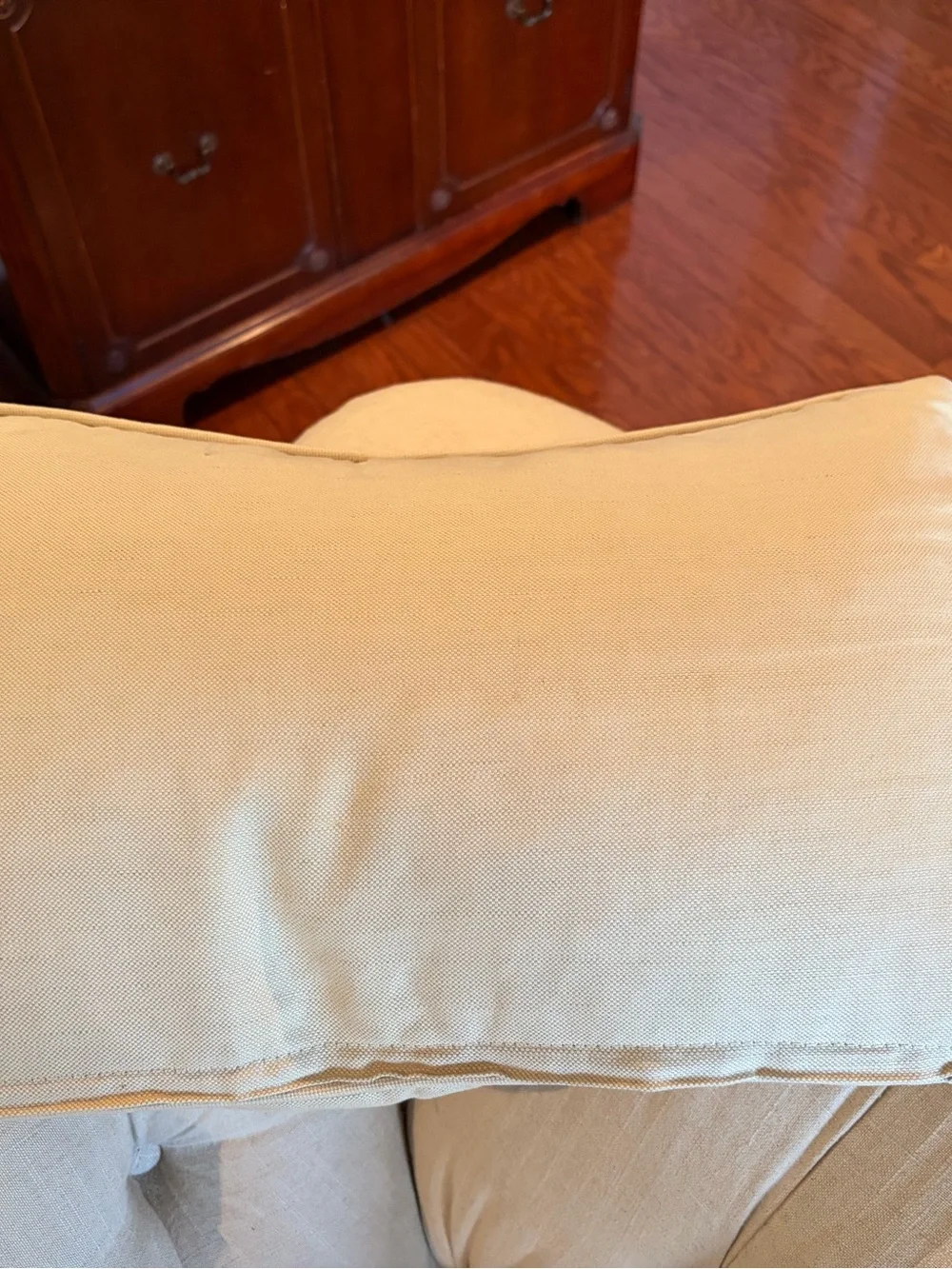Neutral Cream Throw Pillow - Soft Decorative Accent feather  EUC